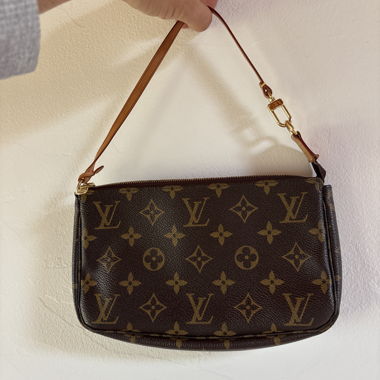 Louis Vuitton Pochette Bag