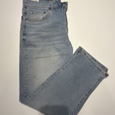 Jean bleu coupe droite Zara