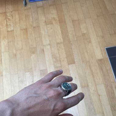 uhr ring grünes zifferblatt