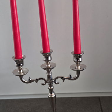 3-branch candlestick