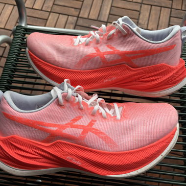 Asics Superblast - 41,5 (EUR)