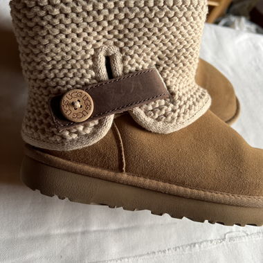 Stivali UGG in camoscio