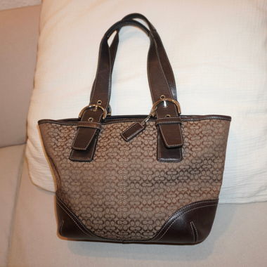 Coach Monogramm Umhängetasche