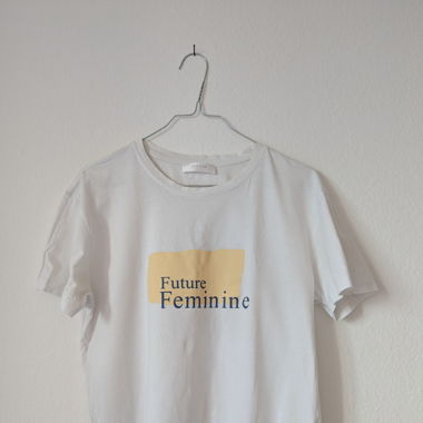 Feminist T-Shirt von Moss Copenhagen