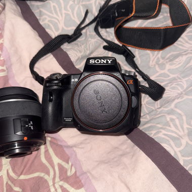 Sony Alpha a35 Camera