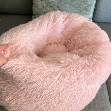 Coussin rond duveteux rose (petits animaux)