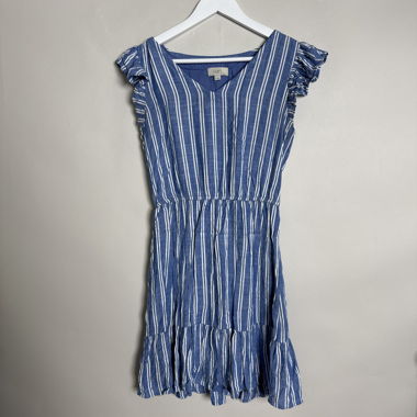 Robe à volants rayée bleu LOFT