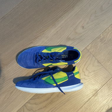 Nike Hallenschuhe