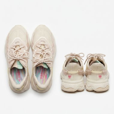 Ozweego Adidas Sneakers