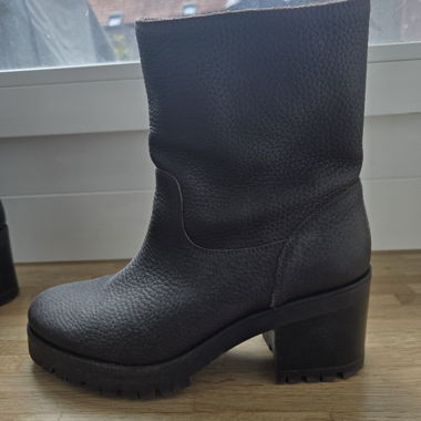 Brown leather ankle boots