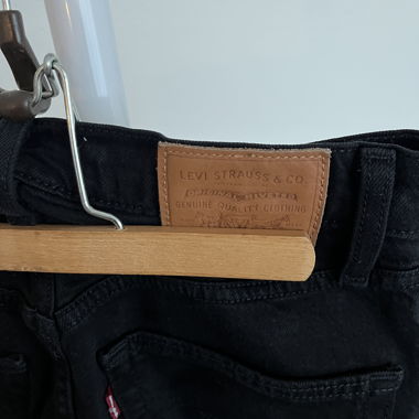 Levi's Black Jeans W27