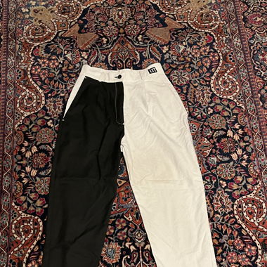 Love too true black and white pants 