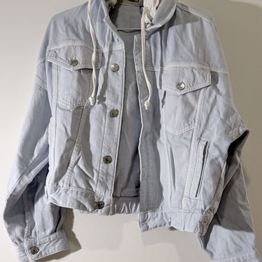 Veste en jean Zara avec capuche amovible