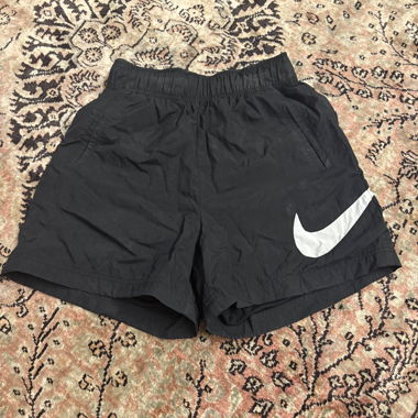 Nike schwarze Shorts