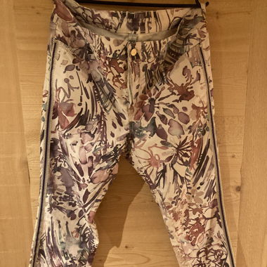 Hose mit Muster