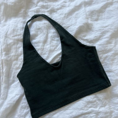 Dunkelgrünes Halter-Top von Brandy Melville