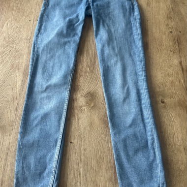Zara Trafaluc Jeans High Waist Gr. 34