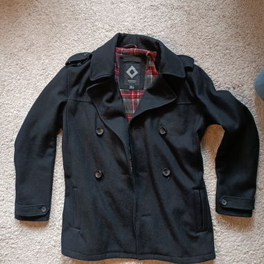 Black men's coat with check lining