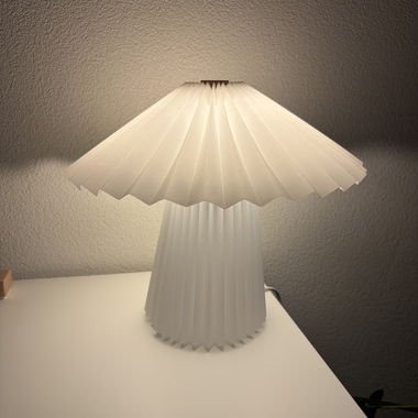 Tischlampe inkl. Leuchtmittel