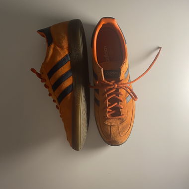 Adidas spezial orange