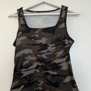 Débardeur sans manches imprimé camouflage