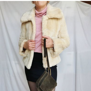 Butter 2000s crop fake fur vintage jacket