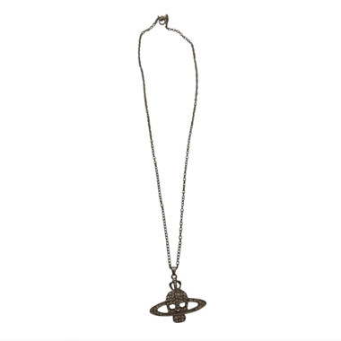 cute necklace with a skull 