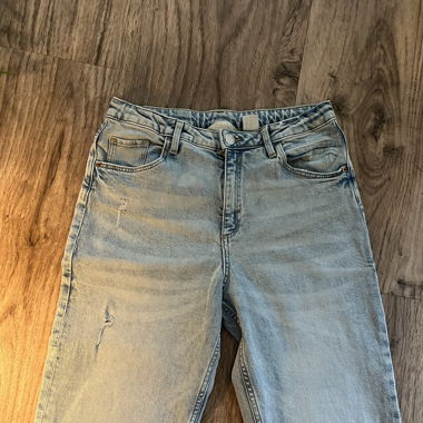 Straight Jeans