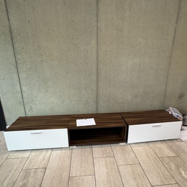 TV bench with drawer