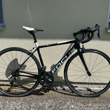 Vélo de route Focus Cayo Ultegra