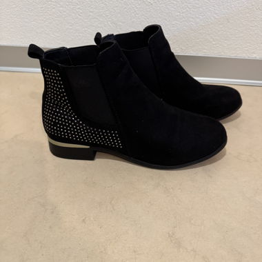 Stivaletti neri con strass dorati