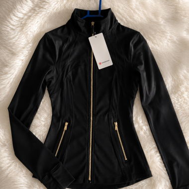 Black Lululemon Zip-Up Jacket