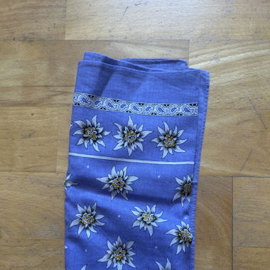 Purple/lilac vintage scarf