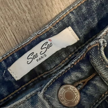 Jean See See Paris