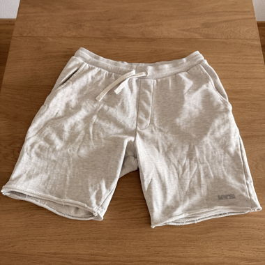 Short Bershka beige