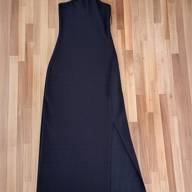 Schwarzes Maxikleid