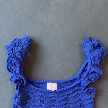 Blue knitted top