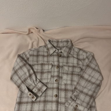 Oversized Plaid shacket with two pockets