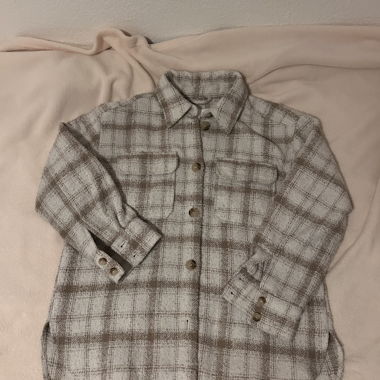 Oversized Plaid shacket with two pockets