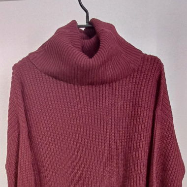 Rollkragen-Pullover