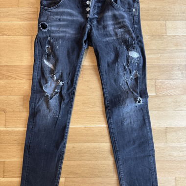 Jean's Dsquared 2