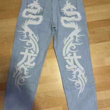 Jeans mit Prints