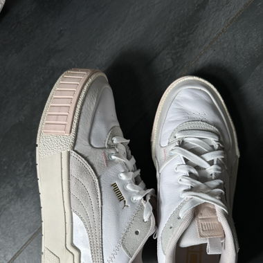 Puma shoes white and pink