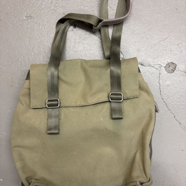 Sac à dos QWSTION en toile kaki