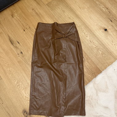 ZARA Brown Faux Leather Skirt