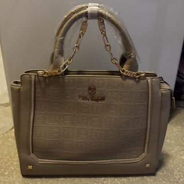 Laura Biagiotti Handtasche Beige mit Goldkette 