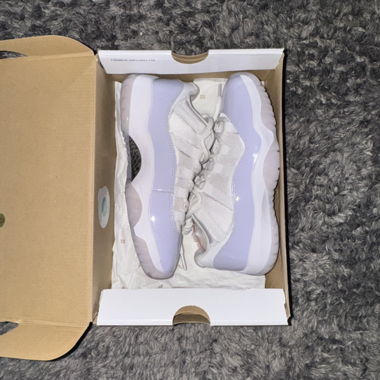 Jordan 1 Low Lila