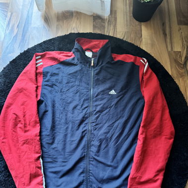 Adidas Vintage Windbreaker – Navy & Rosso – Taglia M