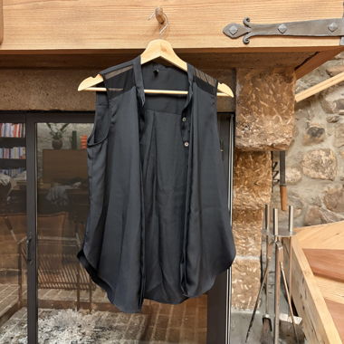 Gilet noir sans manches