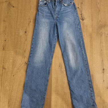 Levi’s Jeans Blue Ribcage Straight W26